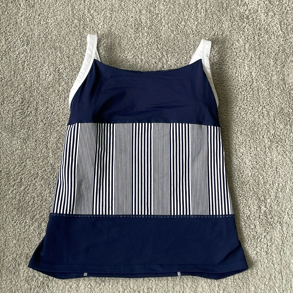 VGC Lululemon Navy / White Striped Tank Top - Size 6